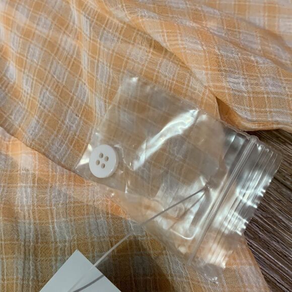 ModCloth Rouched Sleeve Blouse - Picture 3 of 7